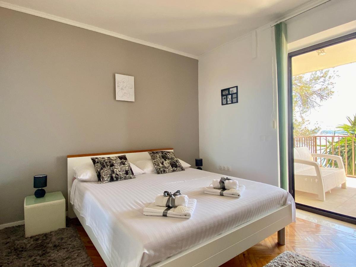 Apartment La Perla